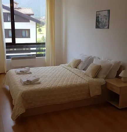 Aspen 2 Bed Flats شقة *